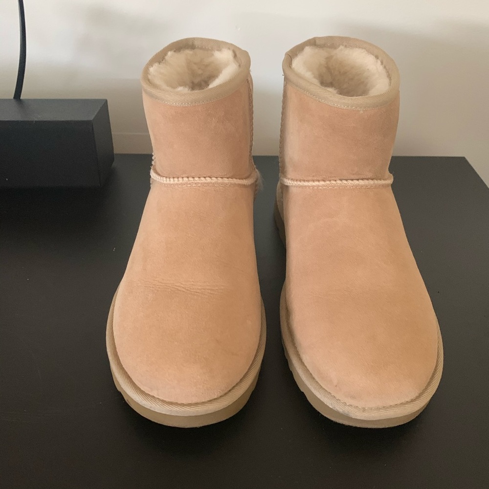 Women’s Classic Ugg Mini